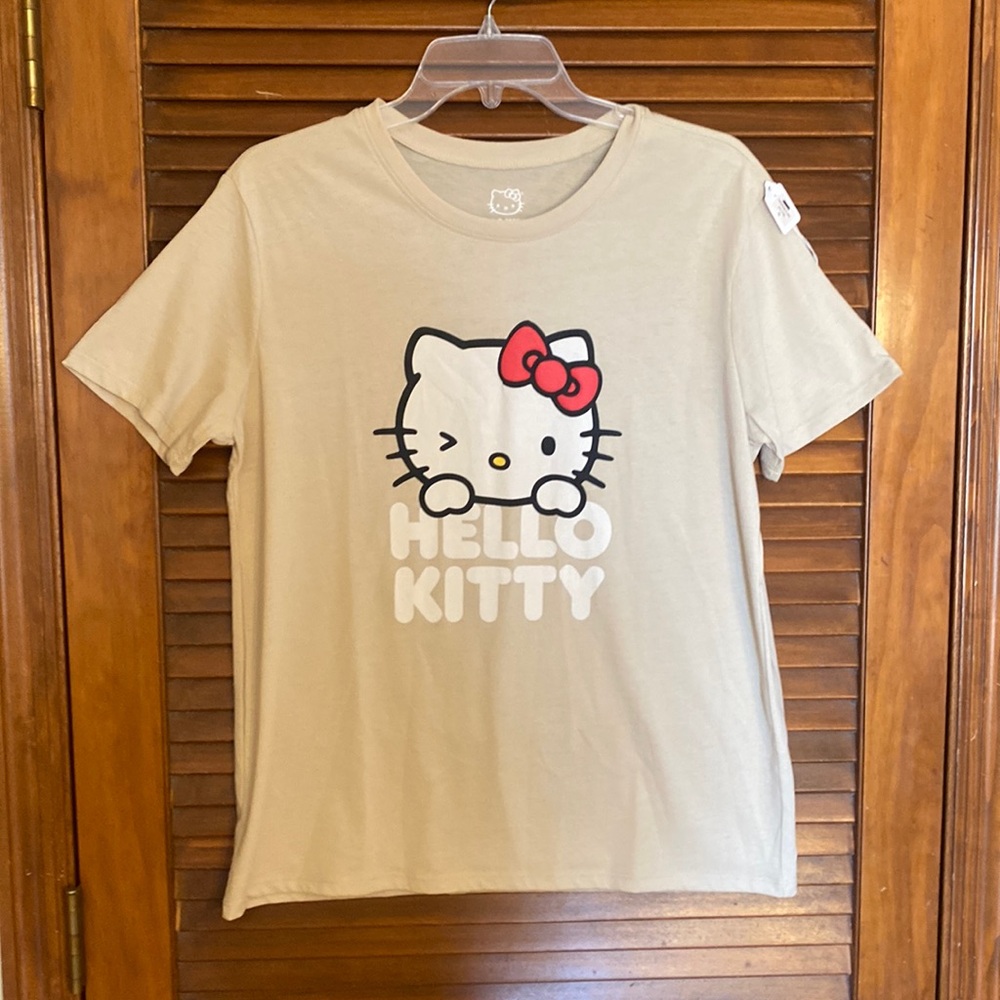 NEW Hello Kitty T-Shirt